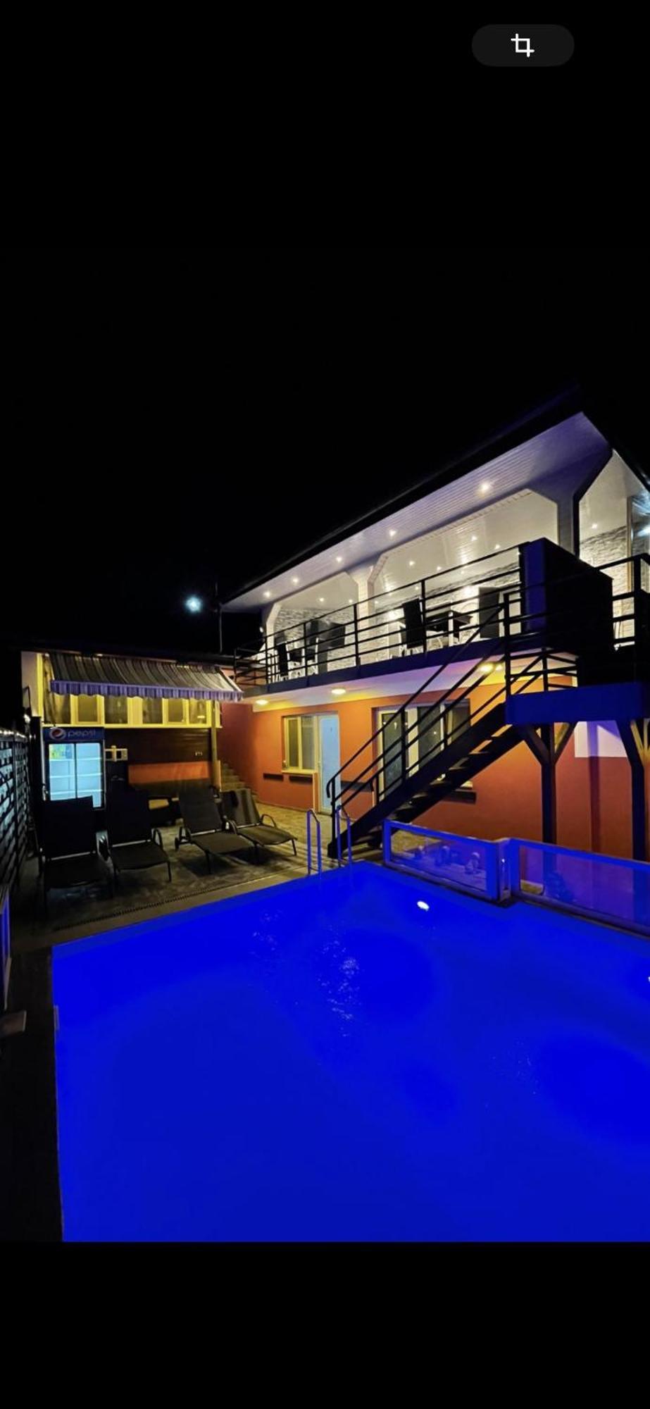 Отель Casa Clau Оршова Экстерьер фото