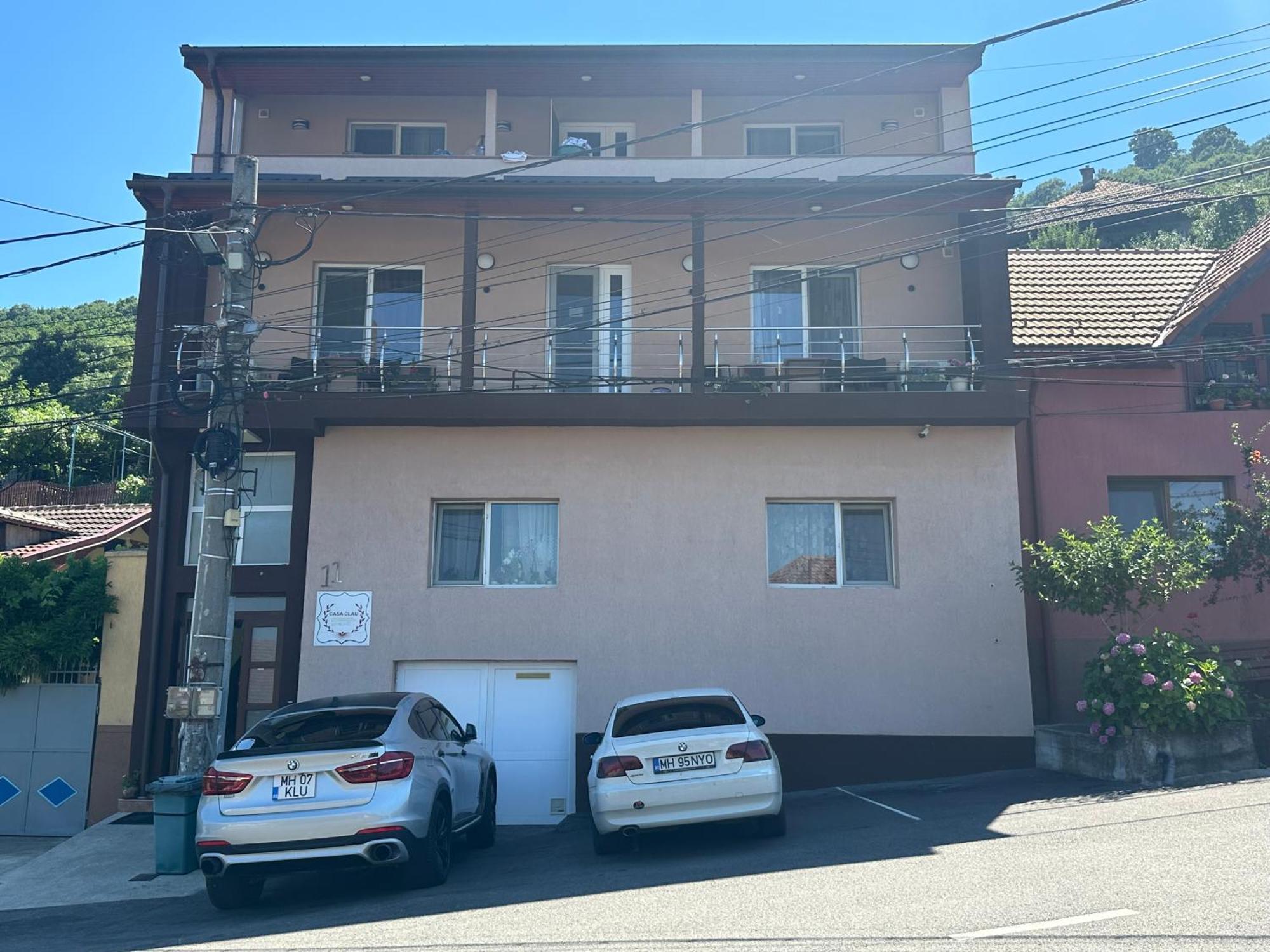 Отель Casa Clau Оршова Экстерьер фото